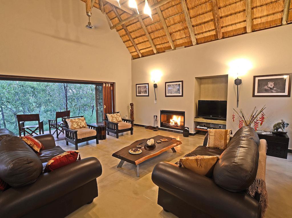 Raptor Retreat Game Lodge Ходспруит Екстериор снимка