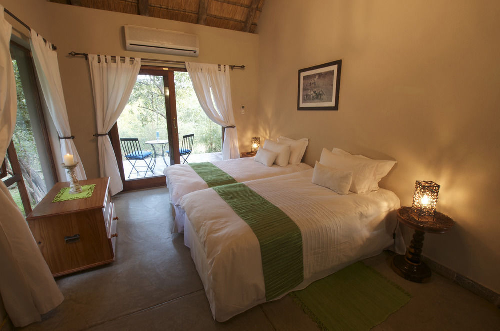 Raptor Retreat Game Lodge Ходспруит Екстериор снимка
