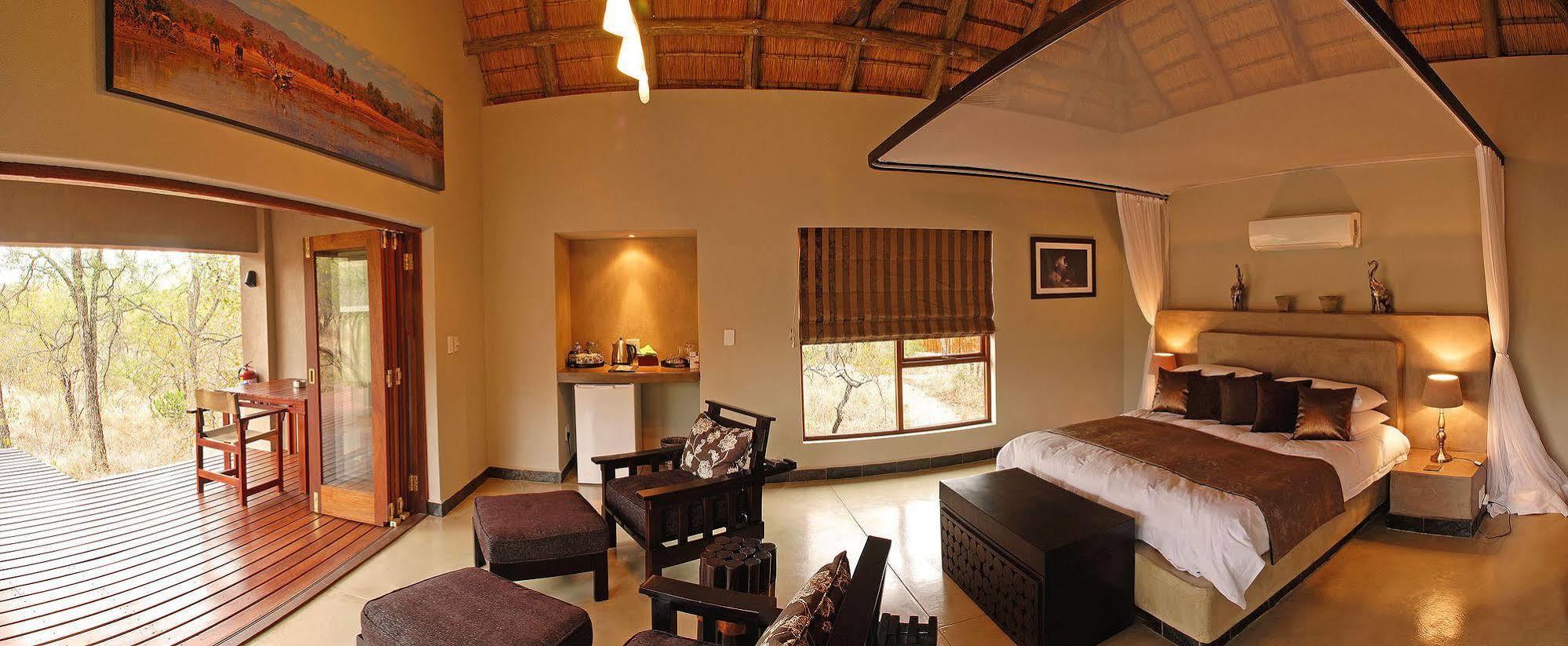 Raptor Retreat Game Lodge Ходспруит Екстериор снимка